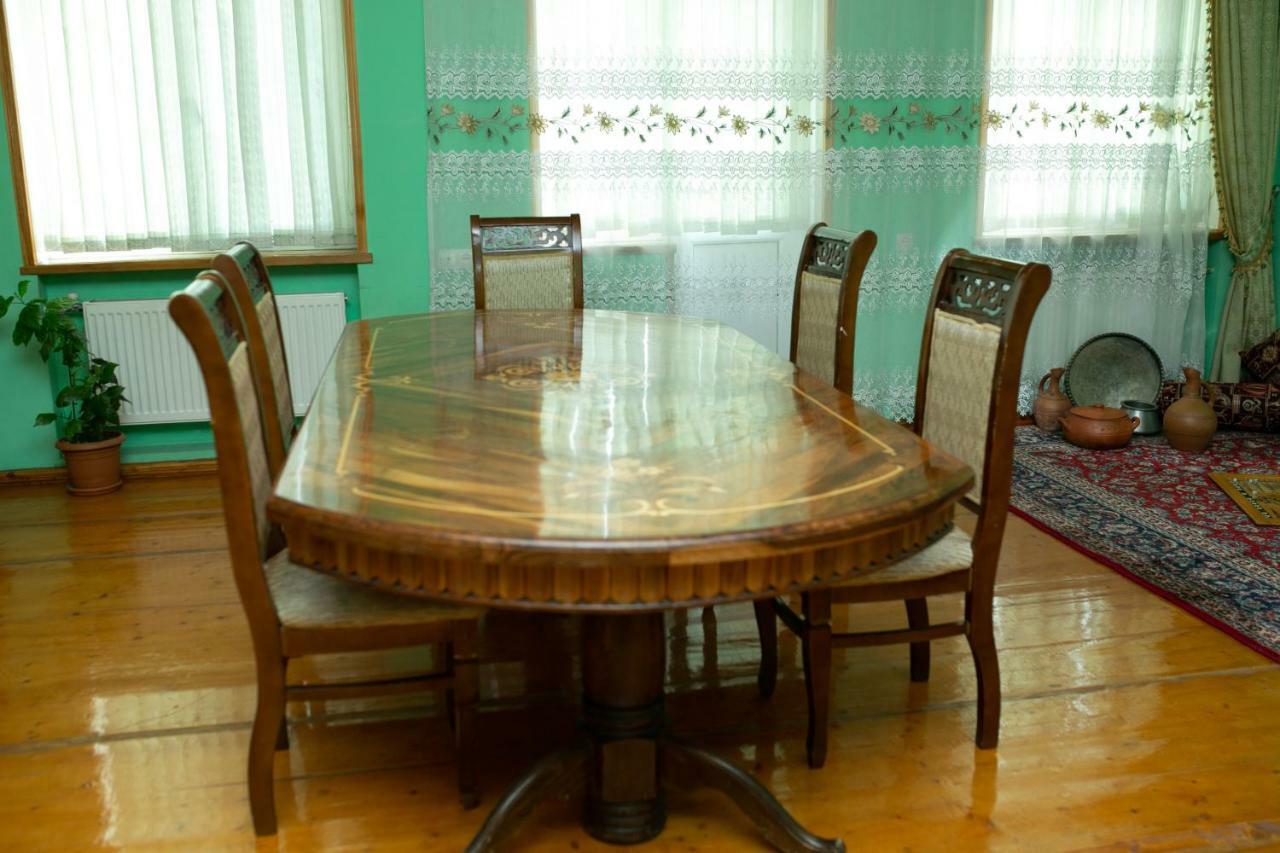 Khurma Hostel 占贾 外观 照片