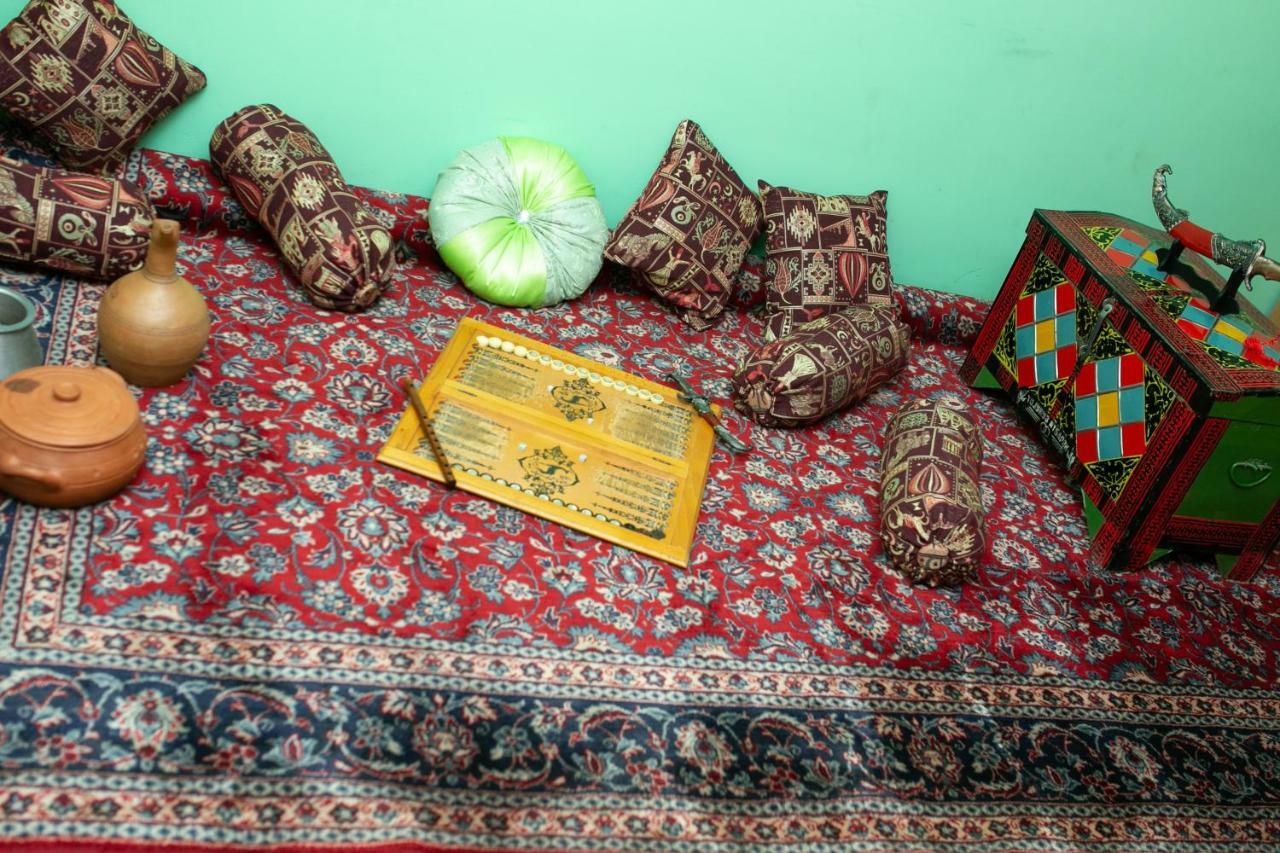 Khurma Hostel 占贾 外观 照片