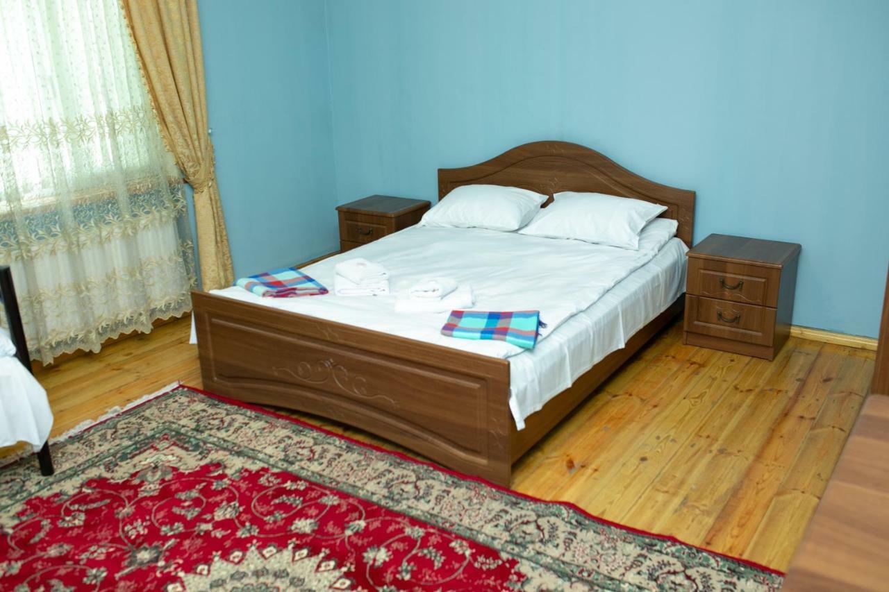 Khurma Hostel 占贾 外观 照片
