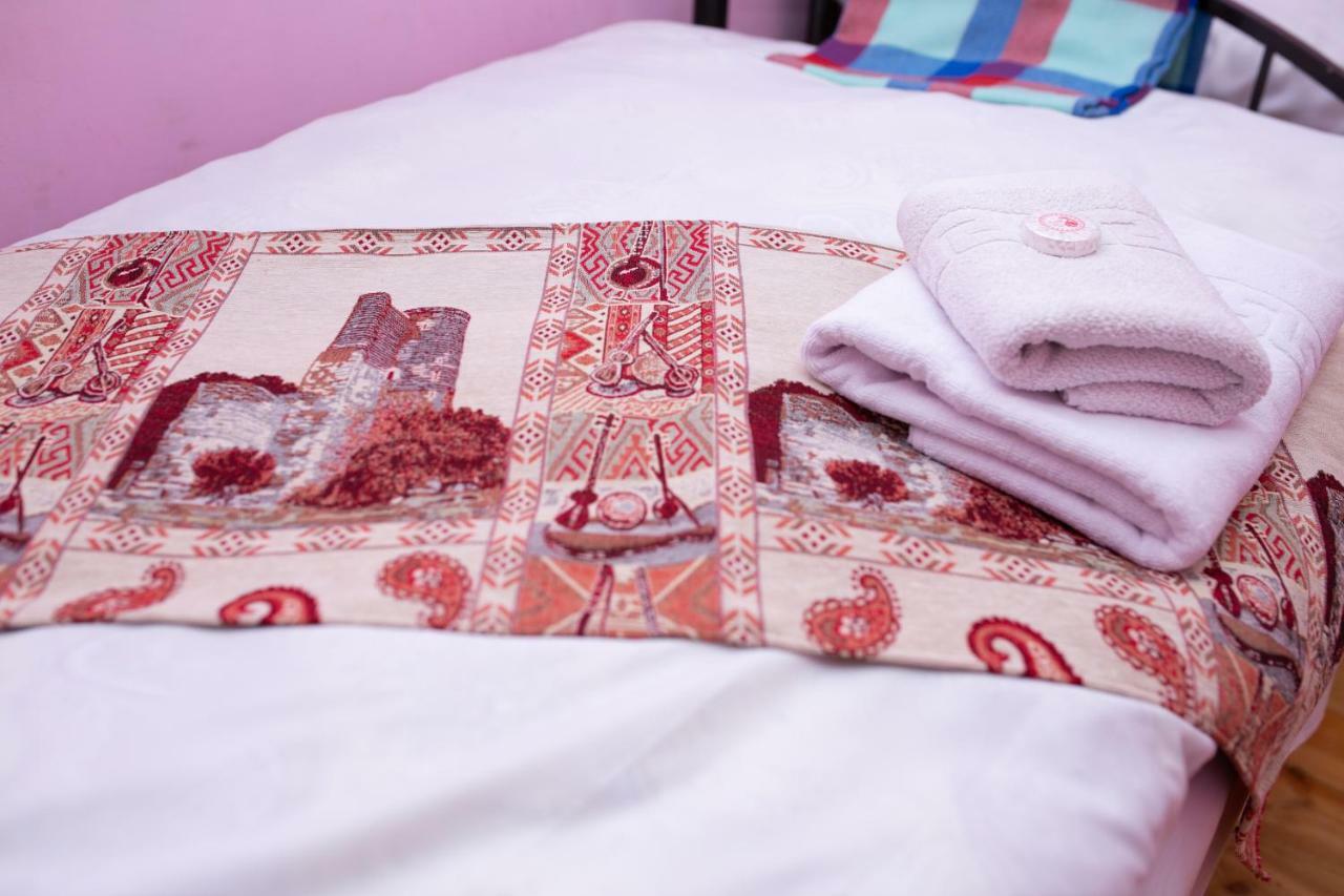 Khurma Hostel 占贾 外观 照片